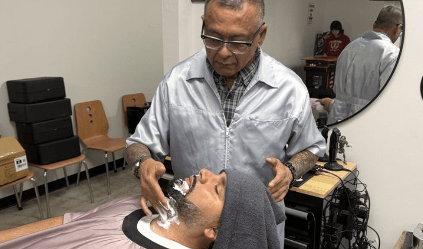 HOT TOWEL SHAVE